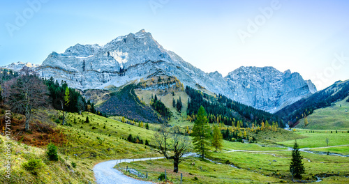 karwendel mountains © fottoo