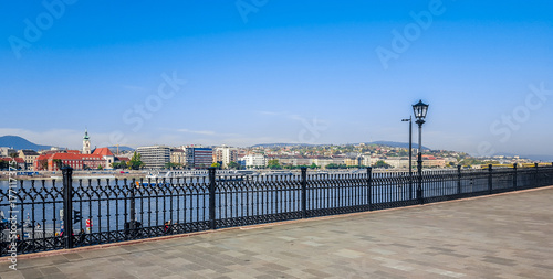 Canvas Print The embankment of the river Danube in Budapest. Hungary