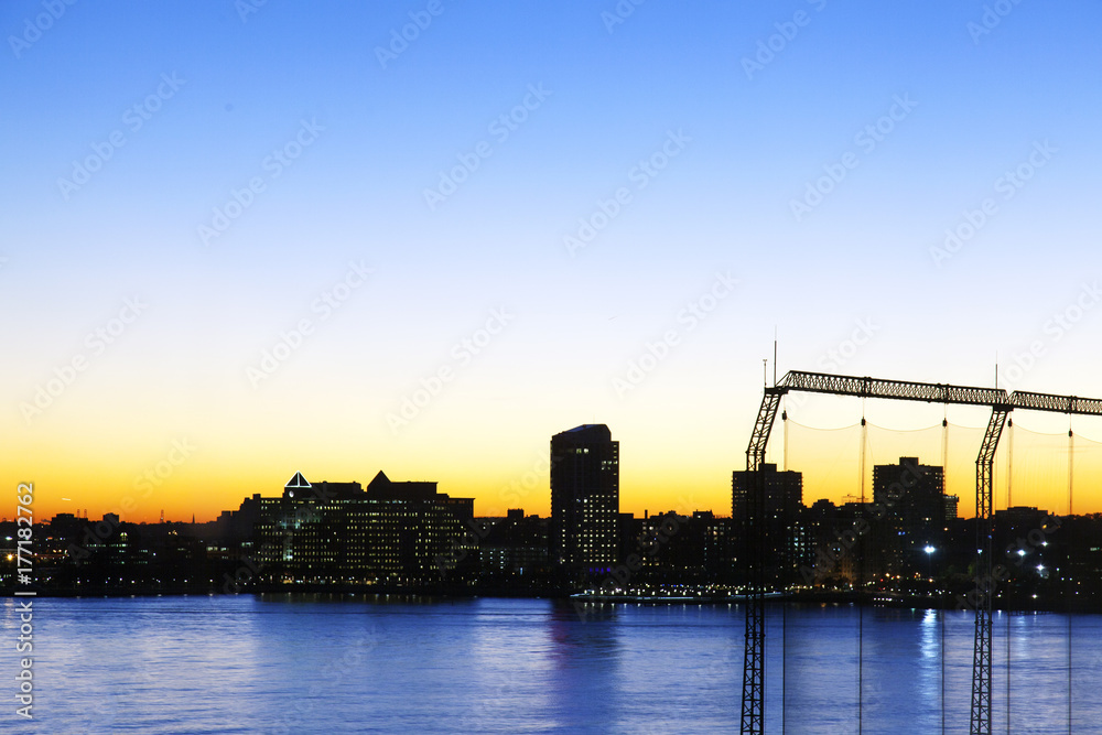 Fototapeta premium A view of a cityscape from New York to New Jersey