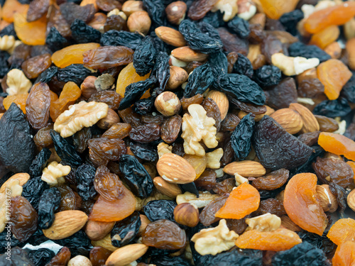 mixed turkish nuts (walnuts, raisins, dried apricots, almonds, hazelnuts)