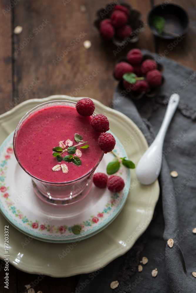 Raspberries smoothie with oatflakes and rice milk Raspberries smoothie with oatflakes and rice milk
