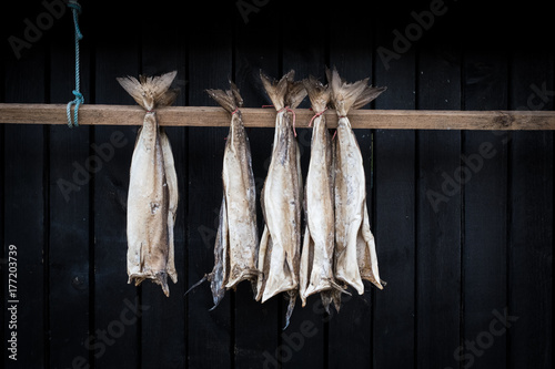 poisson séché pêche pêcheur artisan nourriture village île féroé faroe island photo