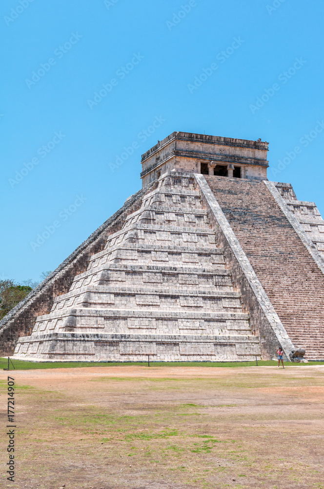 Temple of Kukulkan at Chichen Itza, Yucatan, Mexico