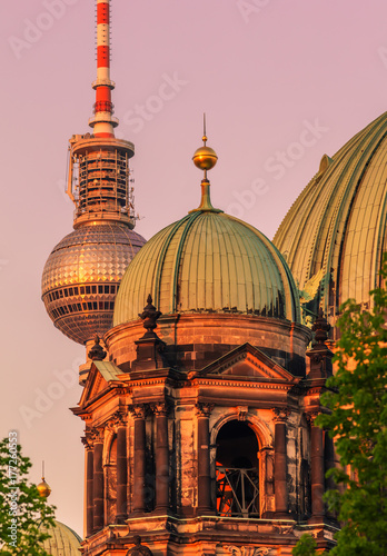 Photography Berliner Dom & Fernsehturm Sommerstimmung Architektur moody sky sunrise, sundown