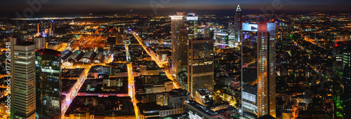 frankfurt am main bei nacht