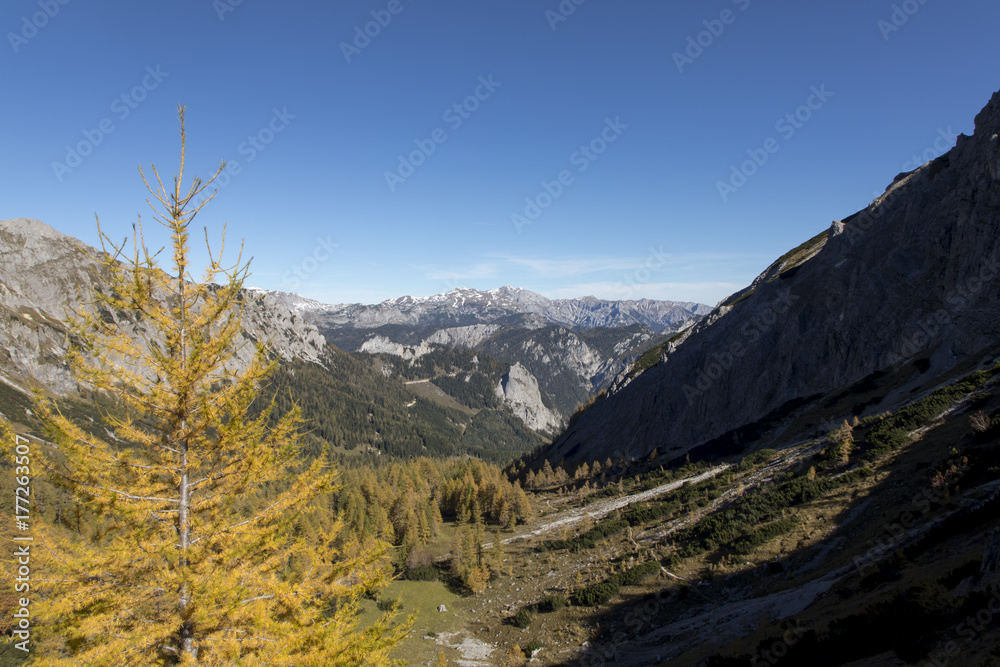 Fototapeta premium Blick vom Lamingsattel auf Hochschwab, Steiermark,Österreich