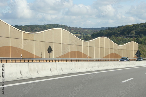 Lärmschutzwand Autobahn photo