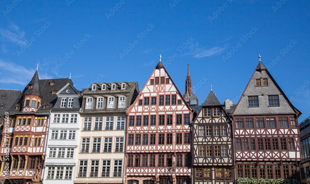 Historische Hausfassaden am Römerberg in Frankfurt am Main Hessen Deutschland