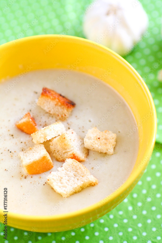Soup puree with croutons Soup puree with croutons