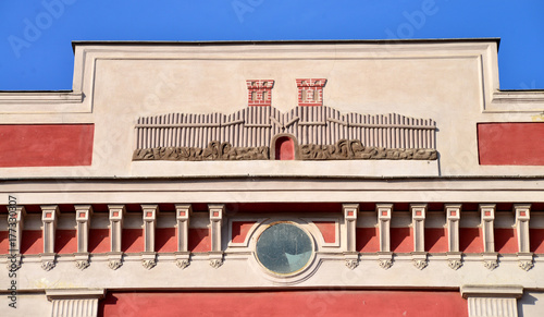 Vászonkép Timisoara building frontispiece