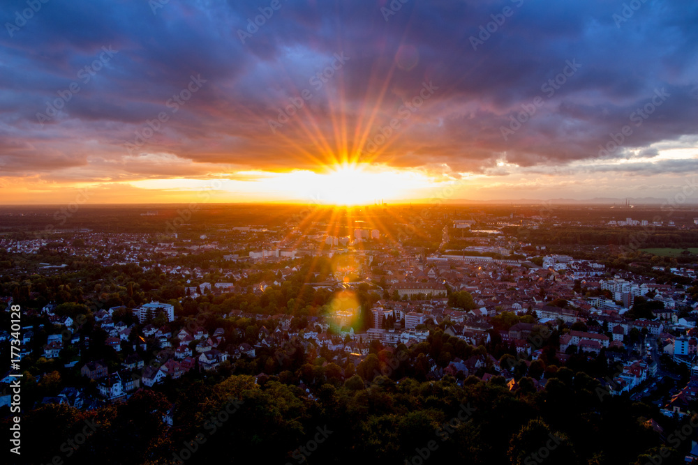 Sonnenuntergang über Karlsruhe