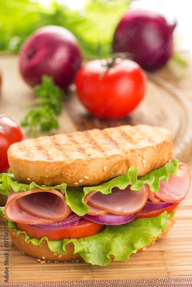 Sandwich. Sandwich.