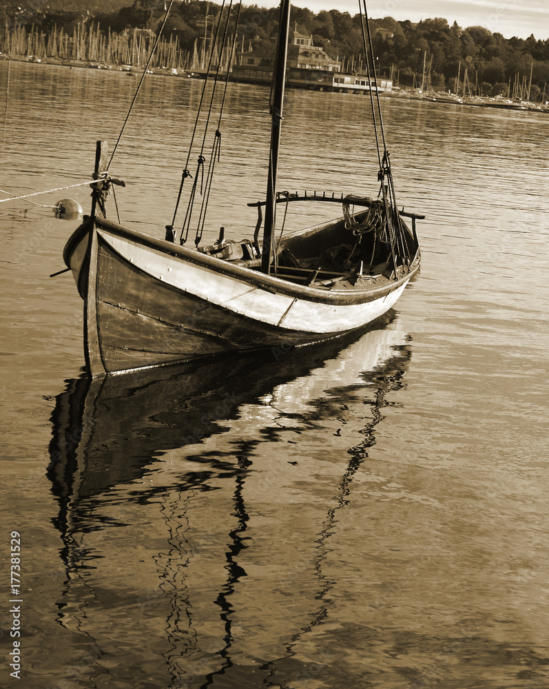 Obraz premium Old boat