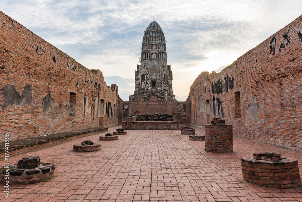 Ancient pagoda at Wat Ratchaburana Temple Ayutthaya