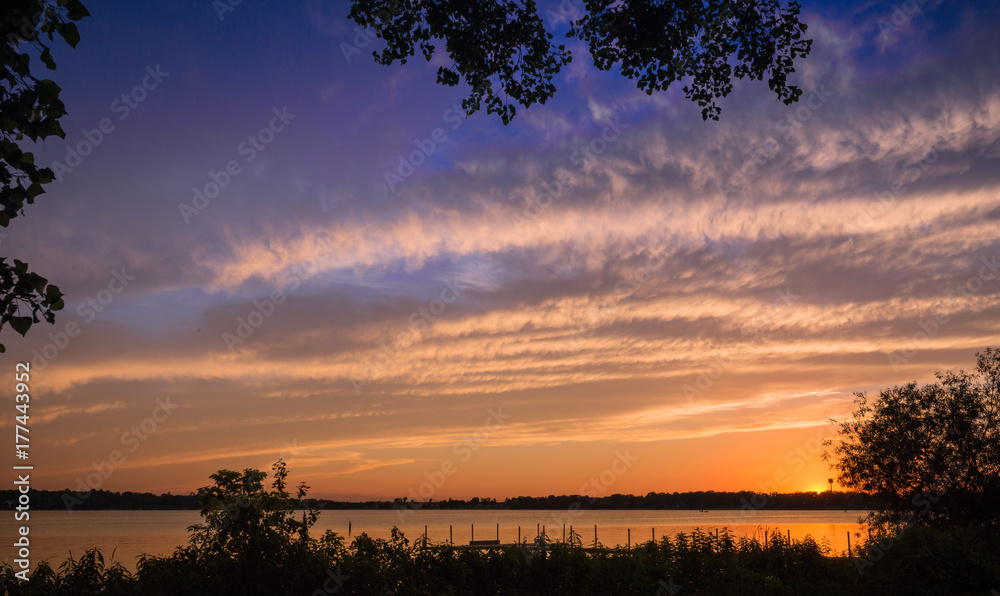 Naklejka premium SUNSET