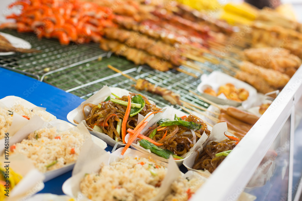 Naklejka premium Thai food Bang Niang Market