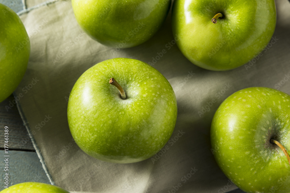 Raw Green Organic Granny Smith Apples Raw Green Organic Granny Smith Apples