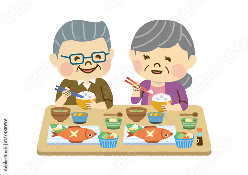 食事をする夫婦