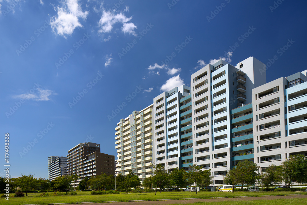 幕張の高層マンション街