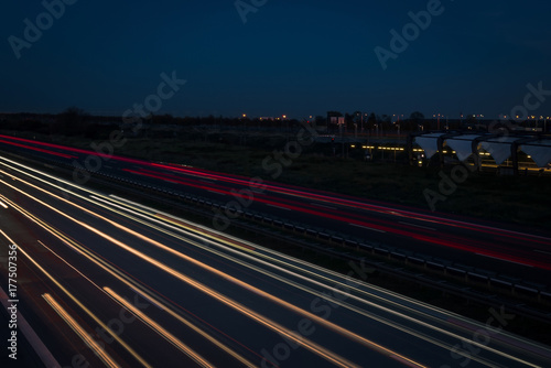 Autobahn bei Nacht, Lichtzieher