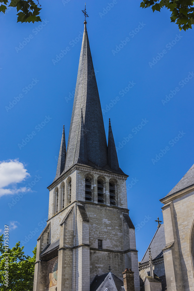 View of Saint Remy de Troyes French Catholic Church (from middle of the XIV century). Troyes, Aube Champagne-Ardenne, France. View of Saint Remy de Troyes French Catholic Church (from middle of the XIV century). Troyes, Aube Champagne-Ardenne, France.