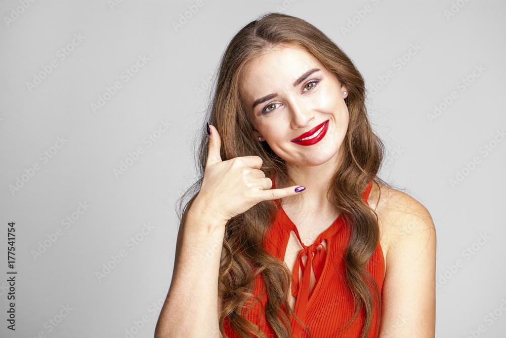 Call me a pretty young woman Call me a pretty young woman
