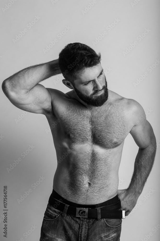 Beautiful young man, bearded, sexy and muscular, Beau jeune homme
