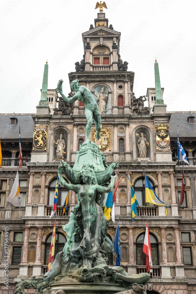 Statue la mains d'Anvers Statue la mains d'Anvers