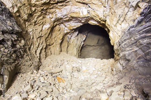 Underground mine shaft tunnel gallery ore quartz mine