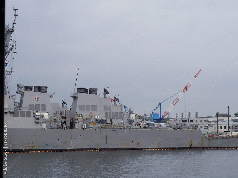 Naklejka premium 横須賀の軍艦