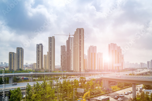 Foto Urban construction roads and skyline