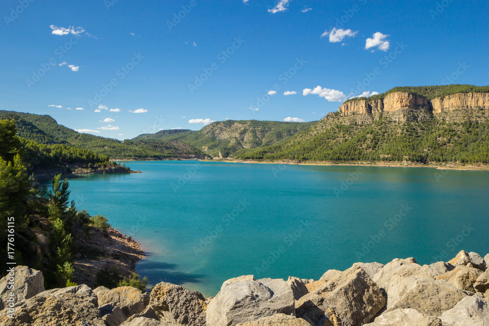 Fototapeta premium Reservoir Embalse de Arenos, Montanejos, Spain.