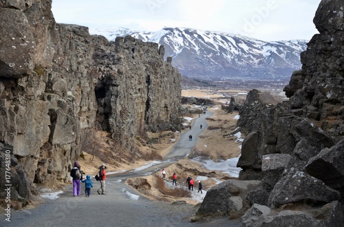 アイスランド ギャウ ゴールデンサークル シンクヴェトリル国立公園 世界遺産 地溝帯 プレート 絶景 冬 Iceland Island Winter Golden Circle Gja Thingvellir National Park Gja Stock Photo Adobe Stock アイスランド ギャウ ゴールデンサークル シンクヴェトリル国立公園 世界遺産 地溝帯 プレート 絶景 冬 Iceland Island Winter Golden Circle Gja Thingvellir National Park Gja Stock Photo Adobe Stock
