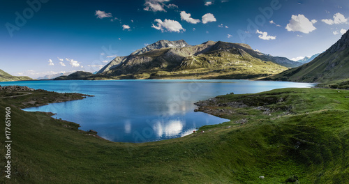 Fototapeta Naklejka Na Ścianę i Meble -  Mont Cenis Lac