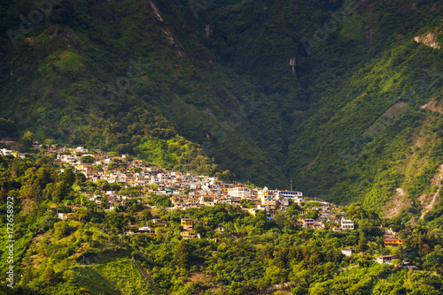 Santa Cruz La Laguna photo