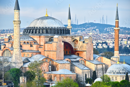 Canvas Print Hagia Sophia museum (Ayasofya Muzesi) in Istanbul, Turkey