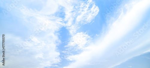 Clear blue sky with cloud 