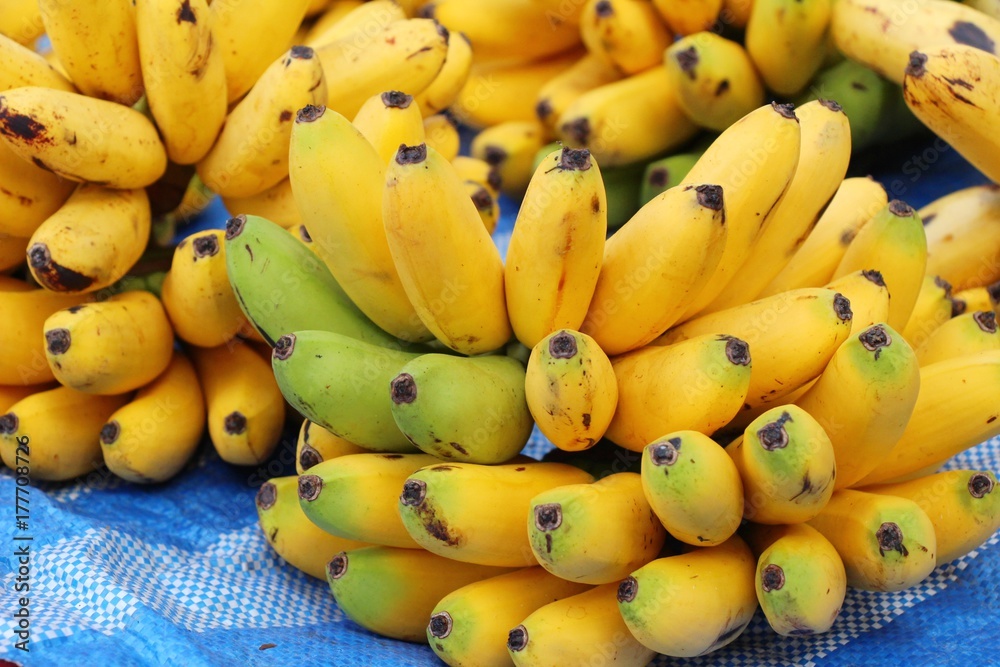 Ripe banana is delicious in the market