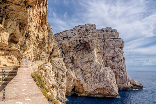 Grotte di Nettuno Sardinien Capo Caccia Mittelmeer Escala del Cabirol photo