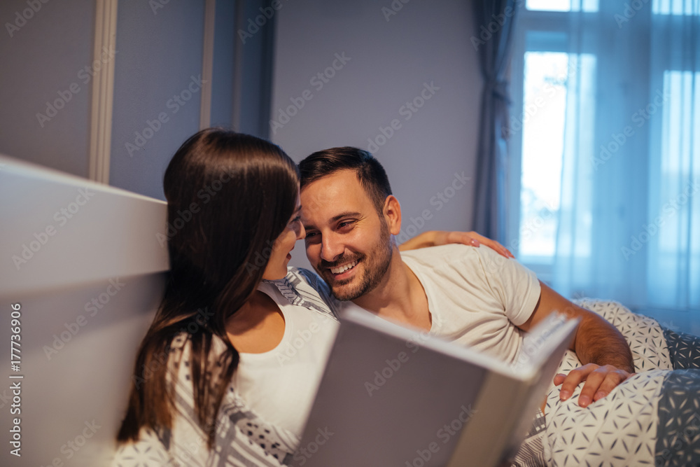 Stories in bed Stories in bed