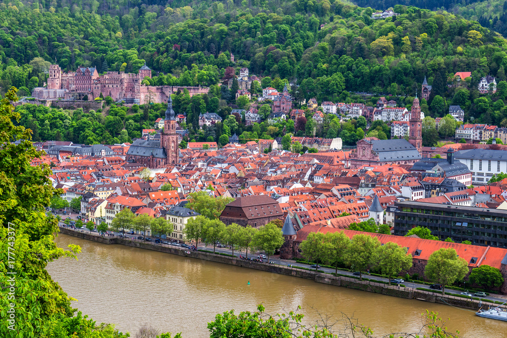 Panoramic view of beautiful medieval town Heidelberg including Carl Theodor Old Bridge, Neckar river, Church of the Holy Spirit, Germany - obrazy, fototapety, plakaty 