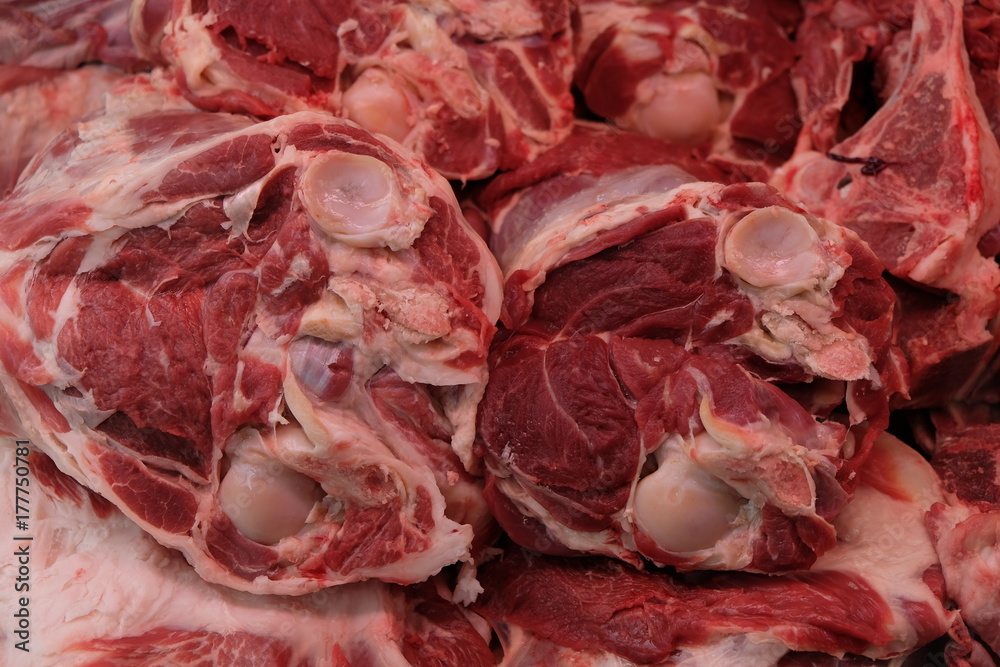 meat / raw / raw meat / butcher / food market / butcher / butchery