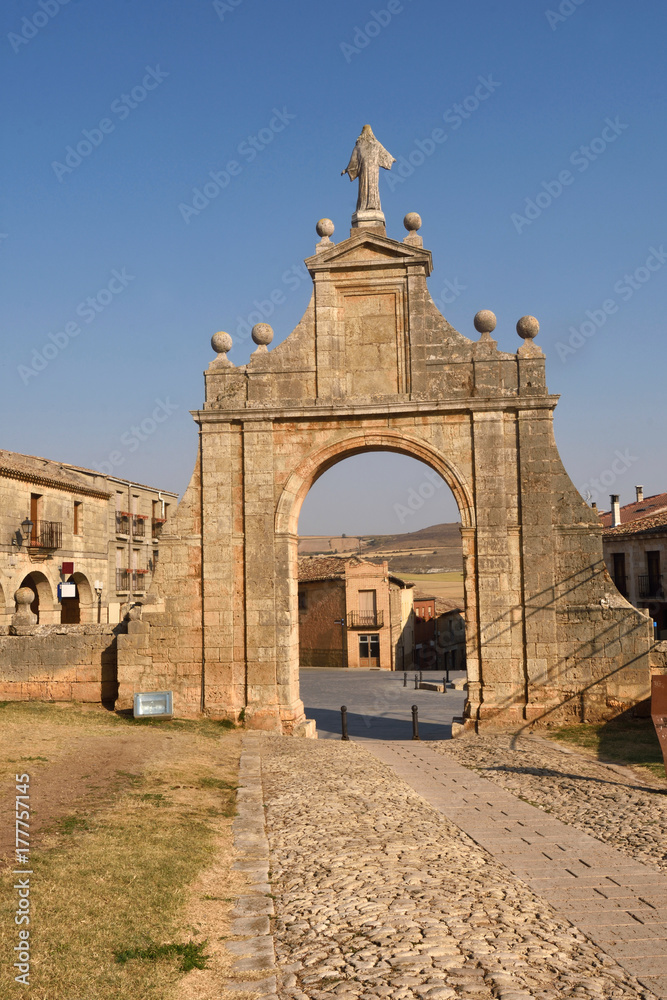 Fototapeta premium Entrance of Santa Maria la Mayor, Sasamon, Spain