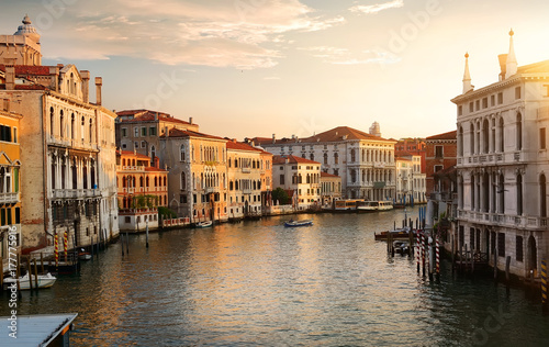 Venice at the dawn © Givaga