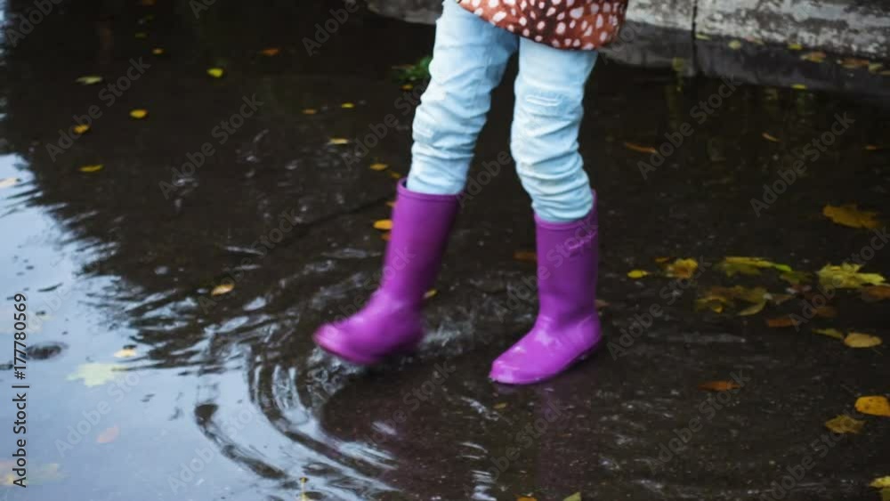 rainboots at the puddle
rainboots at the puddle