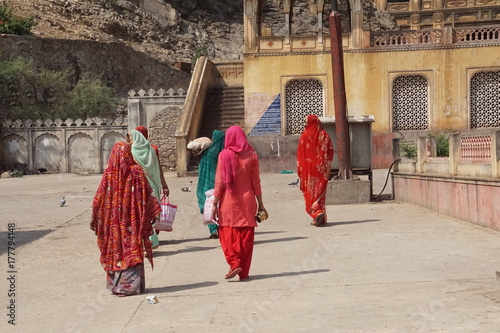 Hindu women approach Galtaji temple photo