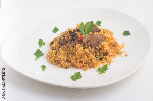 Marroquinho Couscous with mushroom and tomatoes