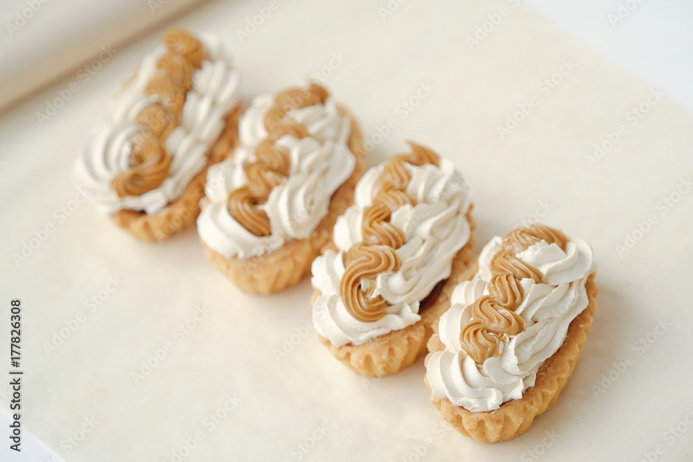 Delicious fresh cream cakes and condensed milk Delicious fresh cream cakes and condensed milk