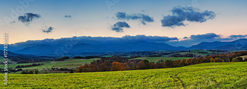 Panoramic views of the countryside © Tom Pavlasek