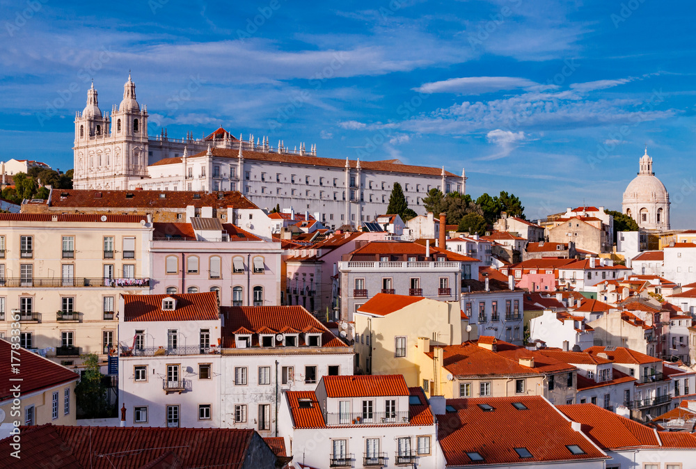 Lissabon - Alfama; Portugal